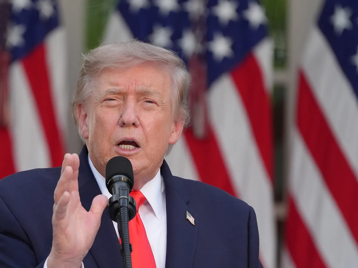 Imagen para: Donald Trump denuncia ataque iraní en el Estrecho de Ormuz como una grave violación del alto el fuego