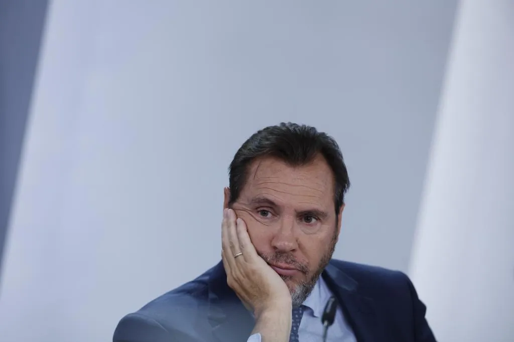 Imagen para: El Congreso rechaza el decreto que permitía a Renfe aumentar su deuda en 671 millones de euros