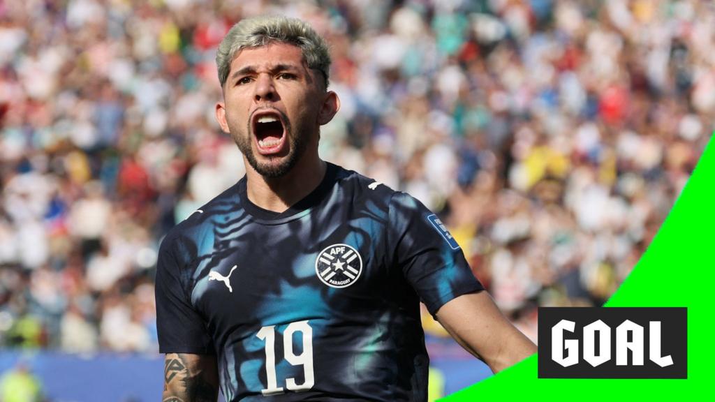 Imagen para: Paraguay sorprende a Alemania con un gol de Julio Enciso en el Mundial