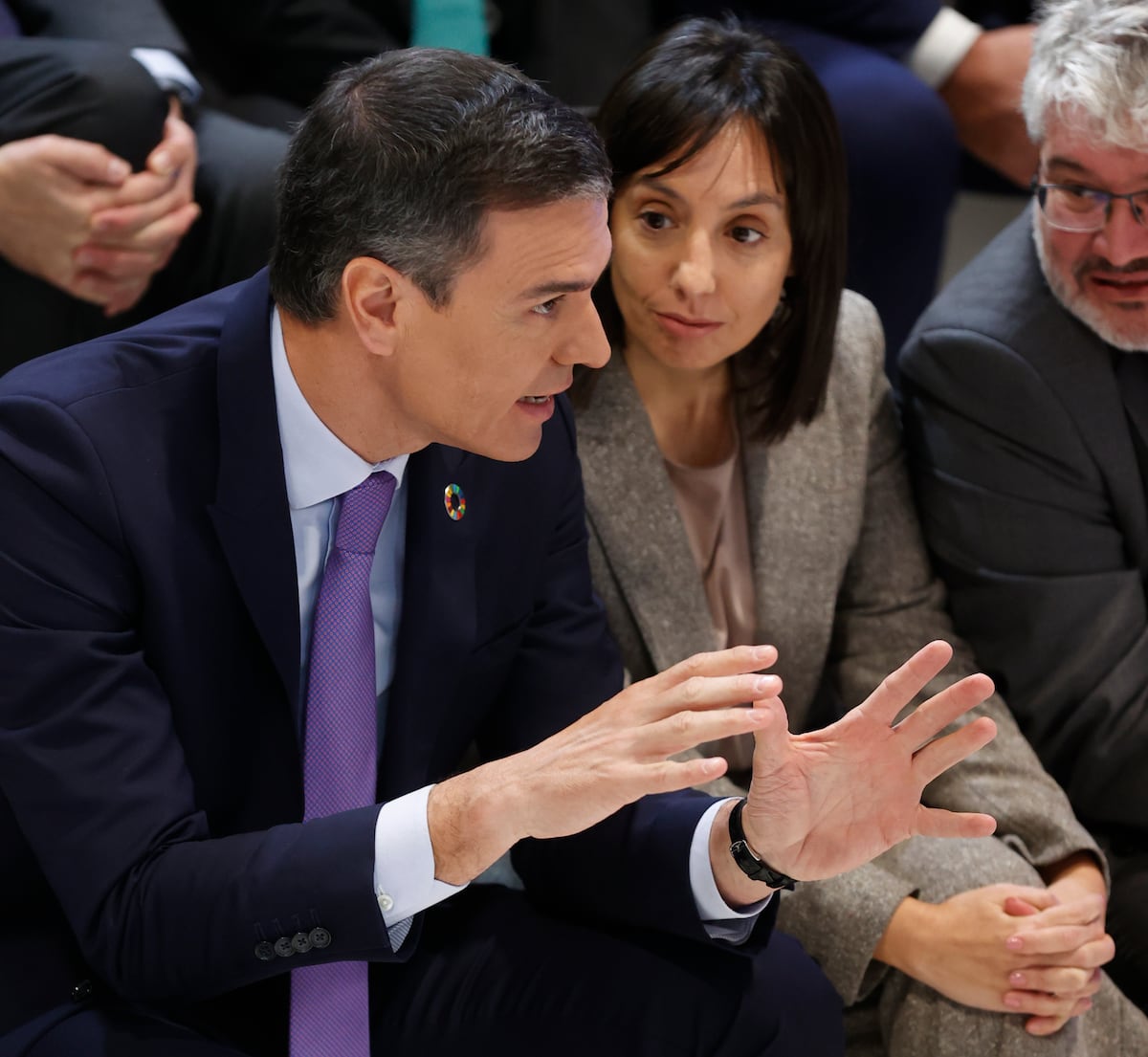 Imagen para: El Gobierno reafirma su respaldo a la directora de la Guardia Civil tras su imputación
