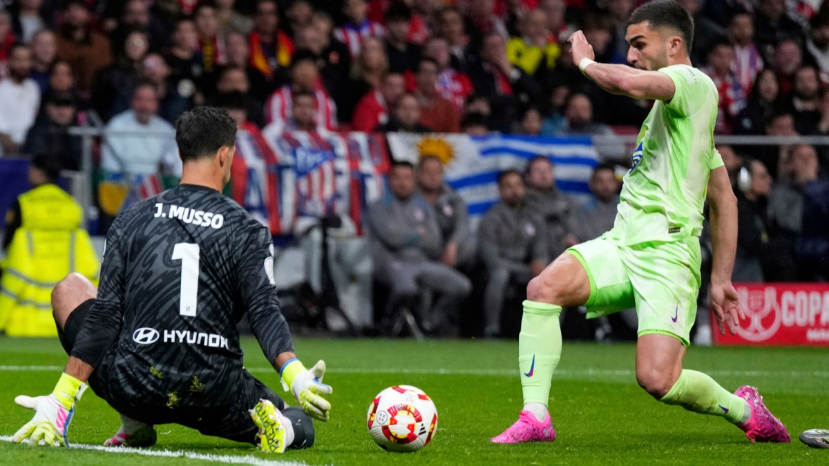 Imagen para: Ferran Torres brilla en semifinal de la Copa del Rey y lleva al Barça a la final