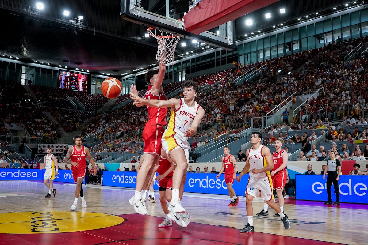 Imagen para: La selección española de baloncesto se impone a Dinamarca en su camino hacia el Mundial de 2027
