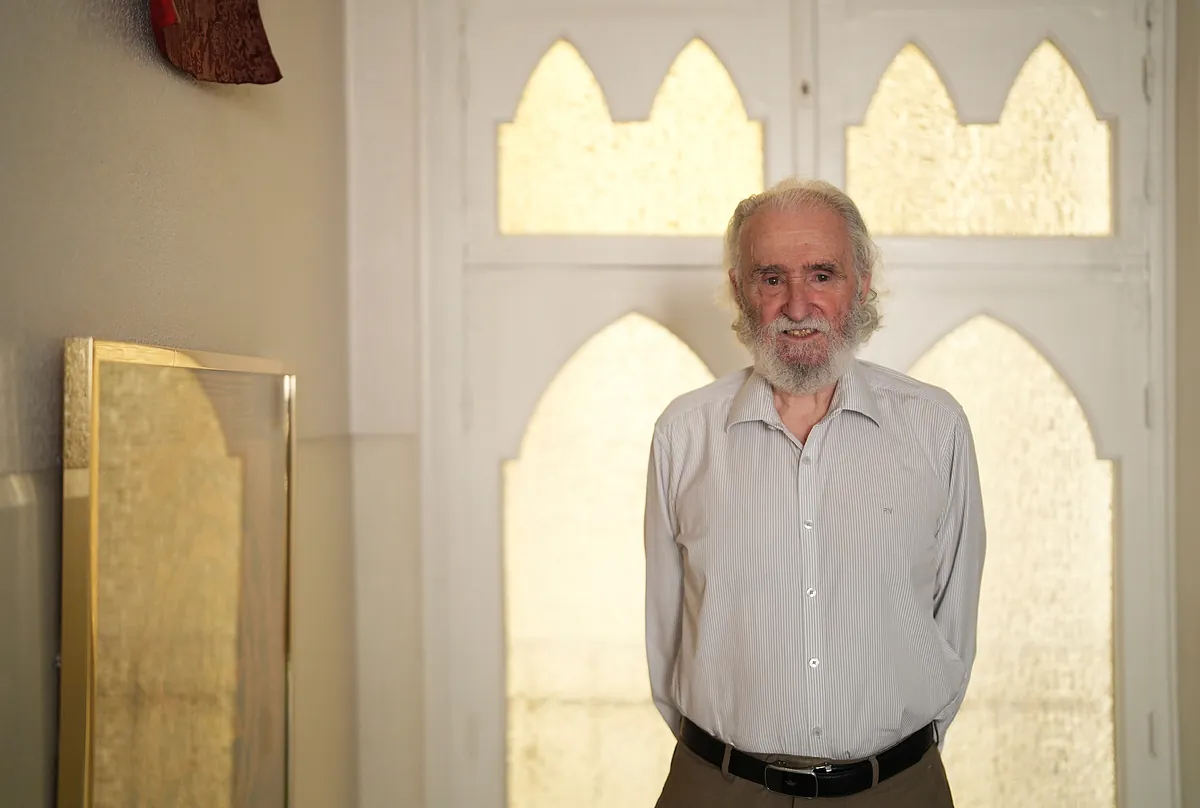 Ramiro Calle: el primer yogui de España activo a los 82 años