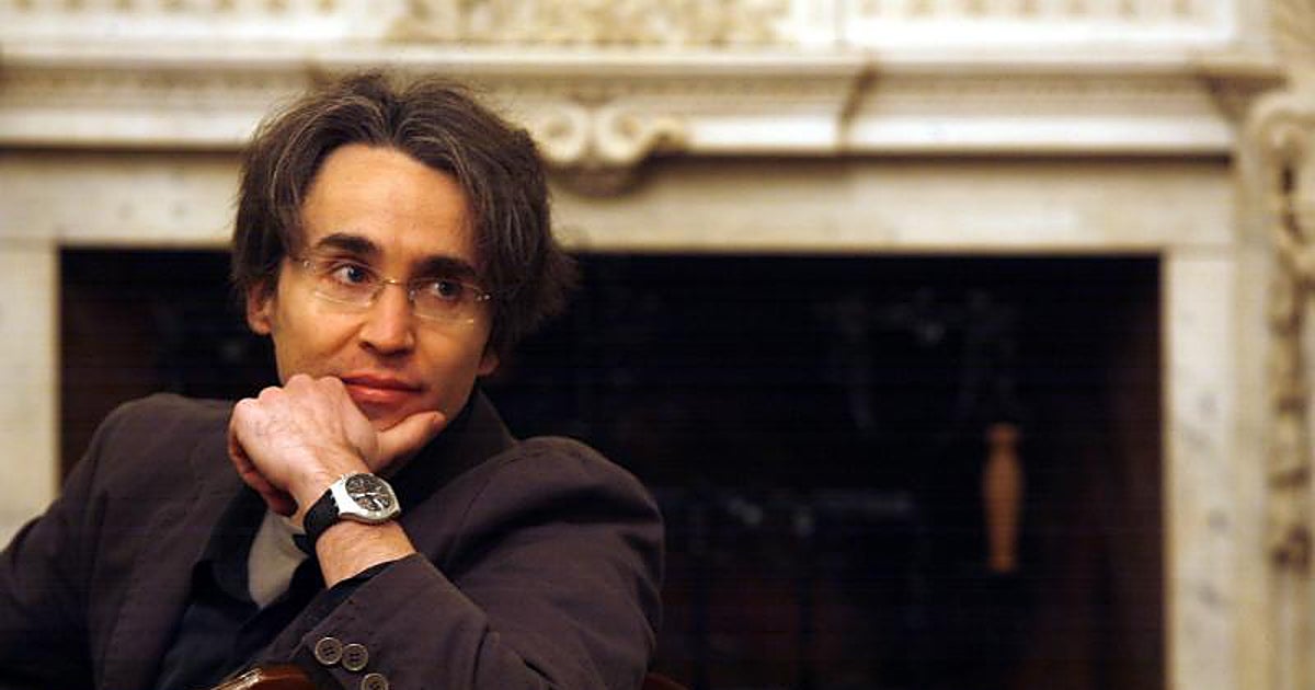 Imagen para: Rubén Abella y 'match point': Análisis del estilo que transforma la literatura contemporánea
