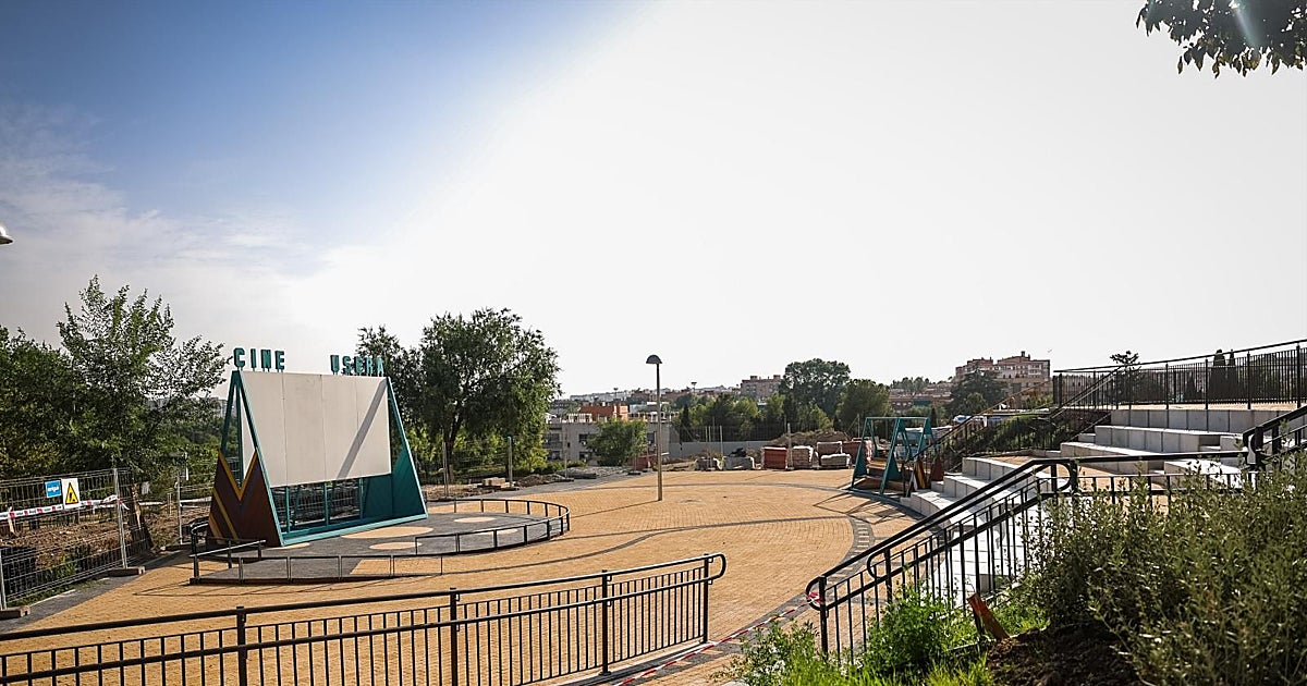 Imagen para: El renacer del cine de verano de Usera: un espacio cultural revitalizado tras el incendio