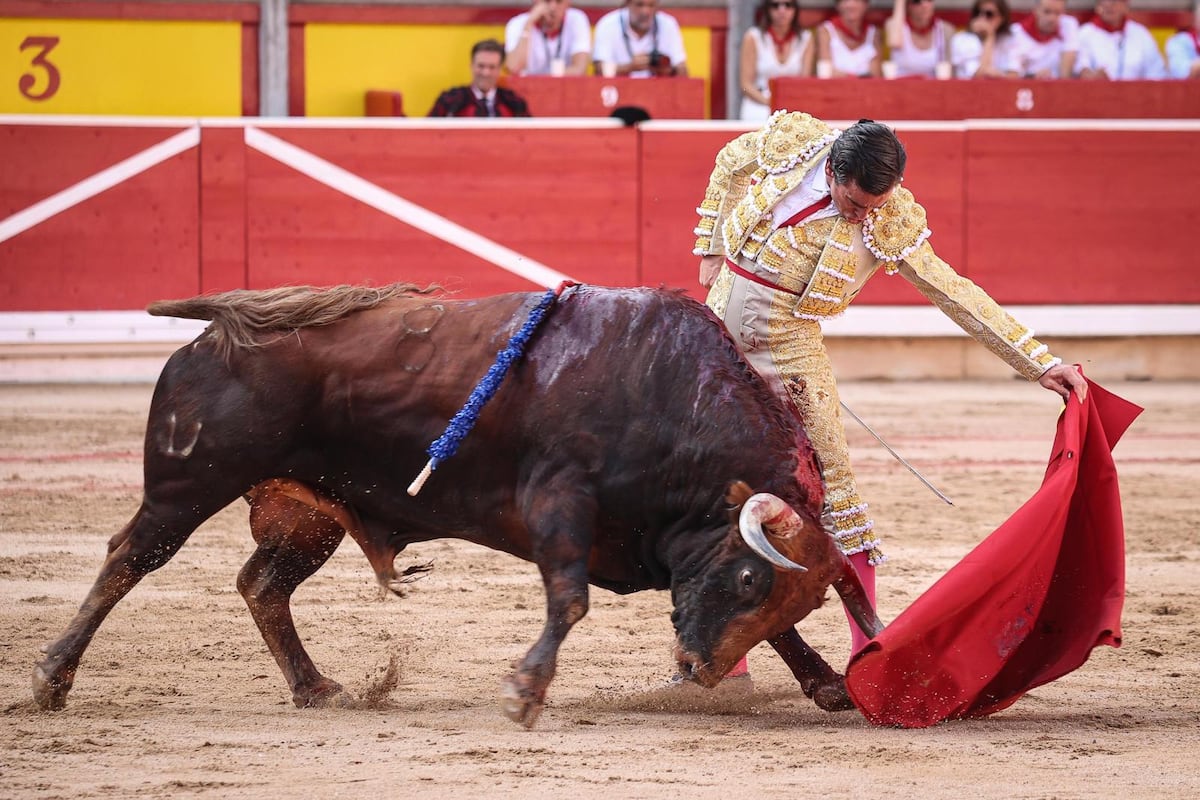 Imagen para: Juan Ortega: el mejor toreo en una tarde de seis orejas y bravura en Pamplona