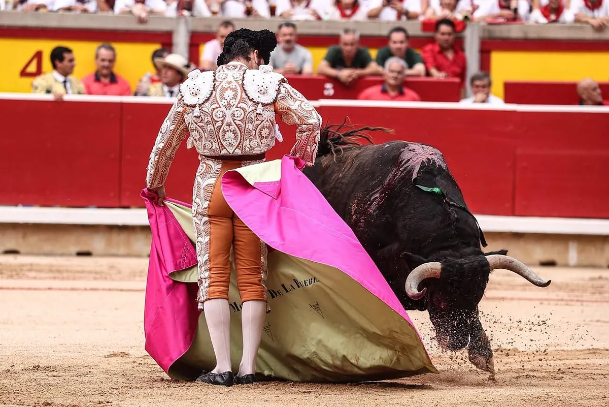 Imagen para: La mala afición de Dios: Morante brilla sin toros en Pamplona, Borja Jiménez decepciona