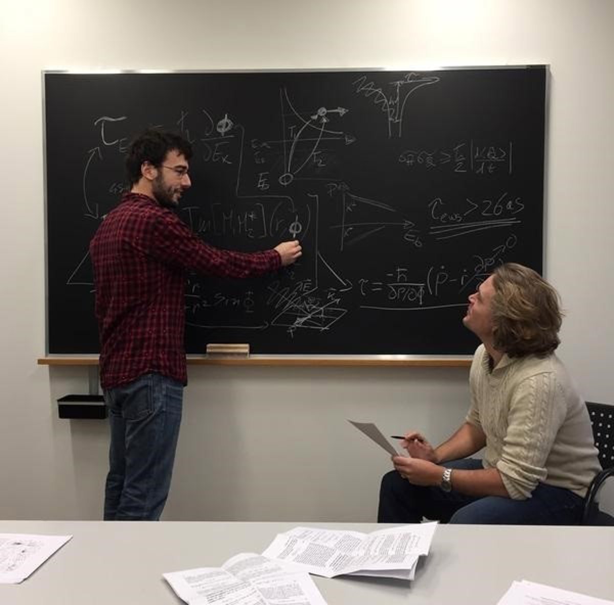 Imagen para: Científicos de la EPFL miden el tiempo sin reloj en fotoemisión electrónica: un avance revolucionario