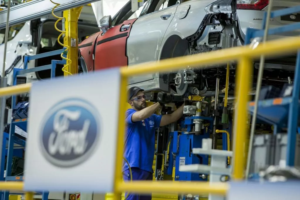Imagen para: La china Geely y Ford: acuerdo para producir coches en Almussafes y su futuro