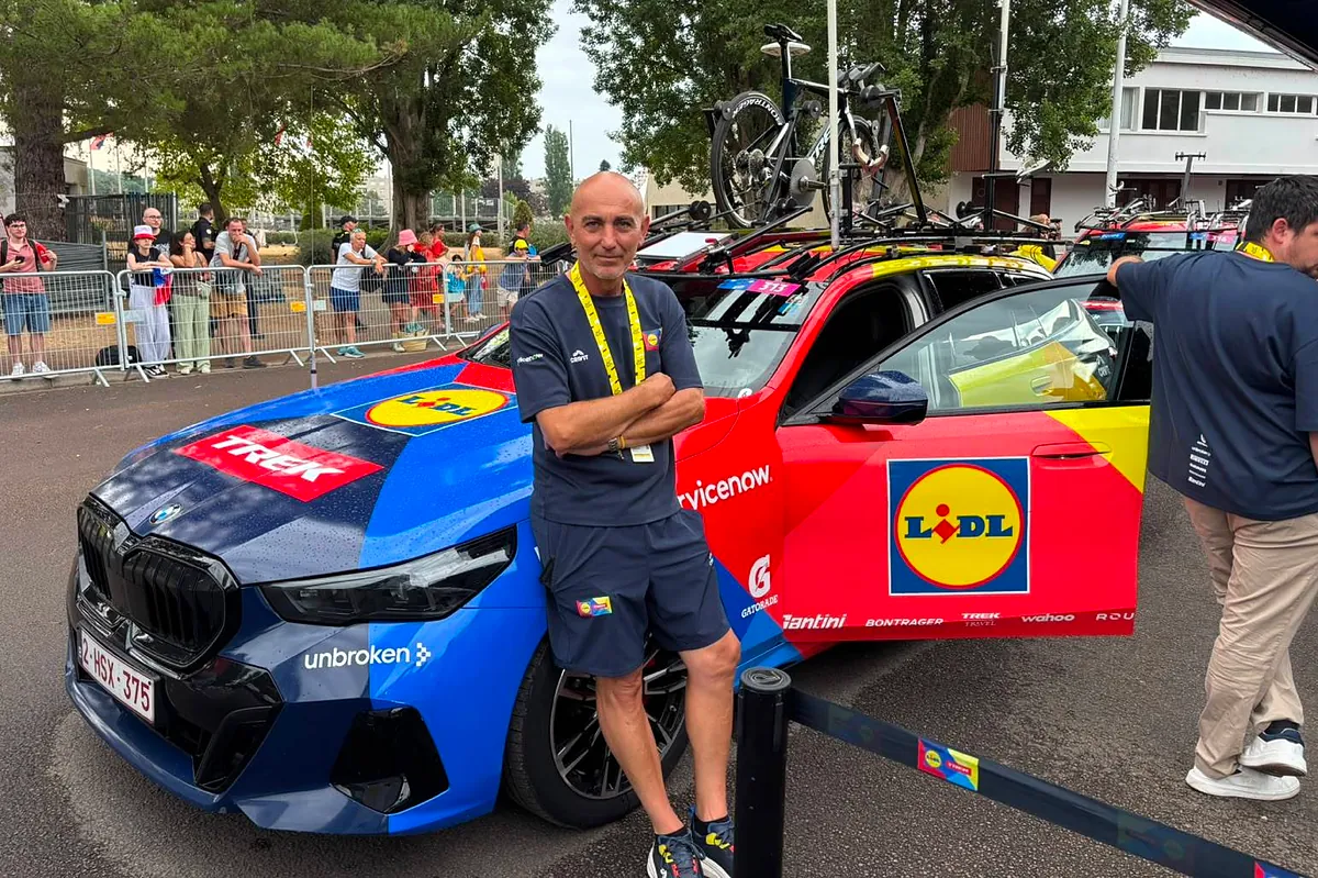 Paco Lluna: el ángel de la guarda de Ayuso y Pantani, su historia en el ciclismo